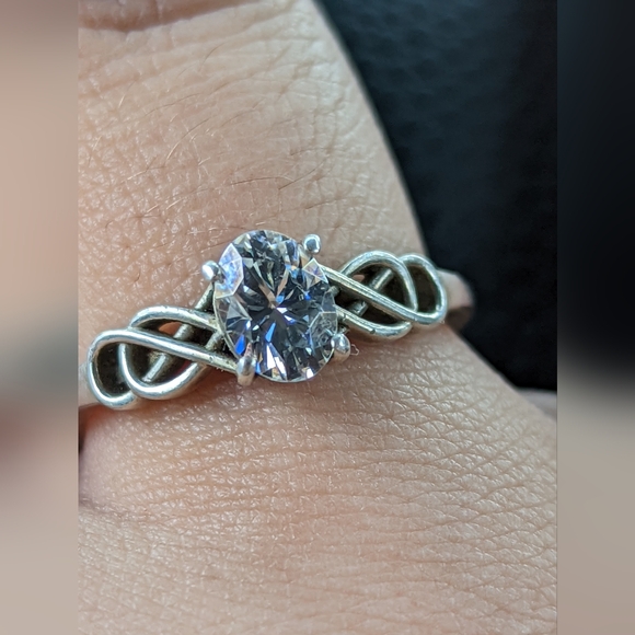 1 ct Custom Designed Moissanite Ring ( .935 Silver Band) - Picture 6 of 6